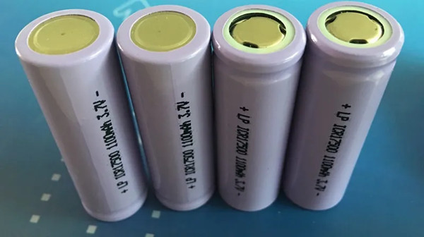 圓柱高溫鋰電池 圓柱高溫鋰電池