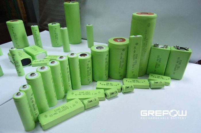 不同尺寸的鎳氫電池 不同尺寸的鎳氫電池