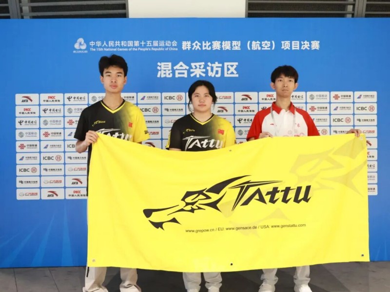 孔海森、何雨瞳、李皓哲